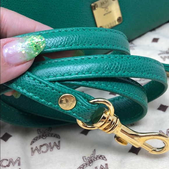 MCM kelly bag - Picture 3 of 8